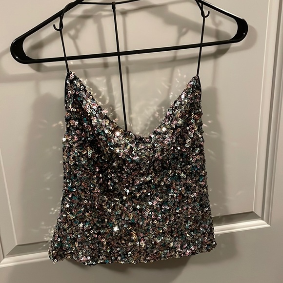ASTR the Label Cowl Neck Sequin Top NWOT - Picture 1 of 6